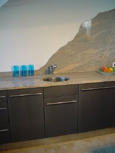 Granitplatte f�r die K�chen mit Unterbau-Waschbecken - K�chenarbeitsplatte K�chenplatte Steinplatte Granitplatte Granitarbeitsplatte K�chenabdeckplatte K�chenabdeckung Steinabedeckung
