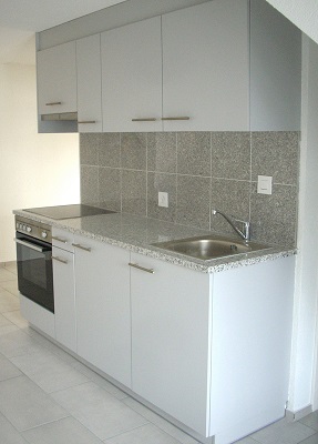 KomplettK�che K�che + Steinplatte aus Bianco Sardo Granit mit Oberbau Waschbecken  K�chenabdeckung Granitarbeitsplatte Granitplatte Steinplatte K�chenplatte K�chenarbeitsplatte